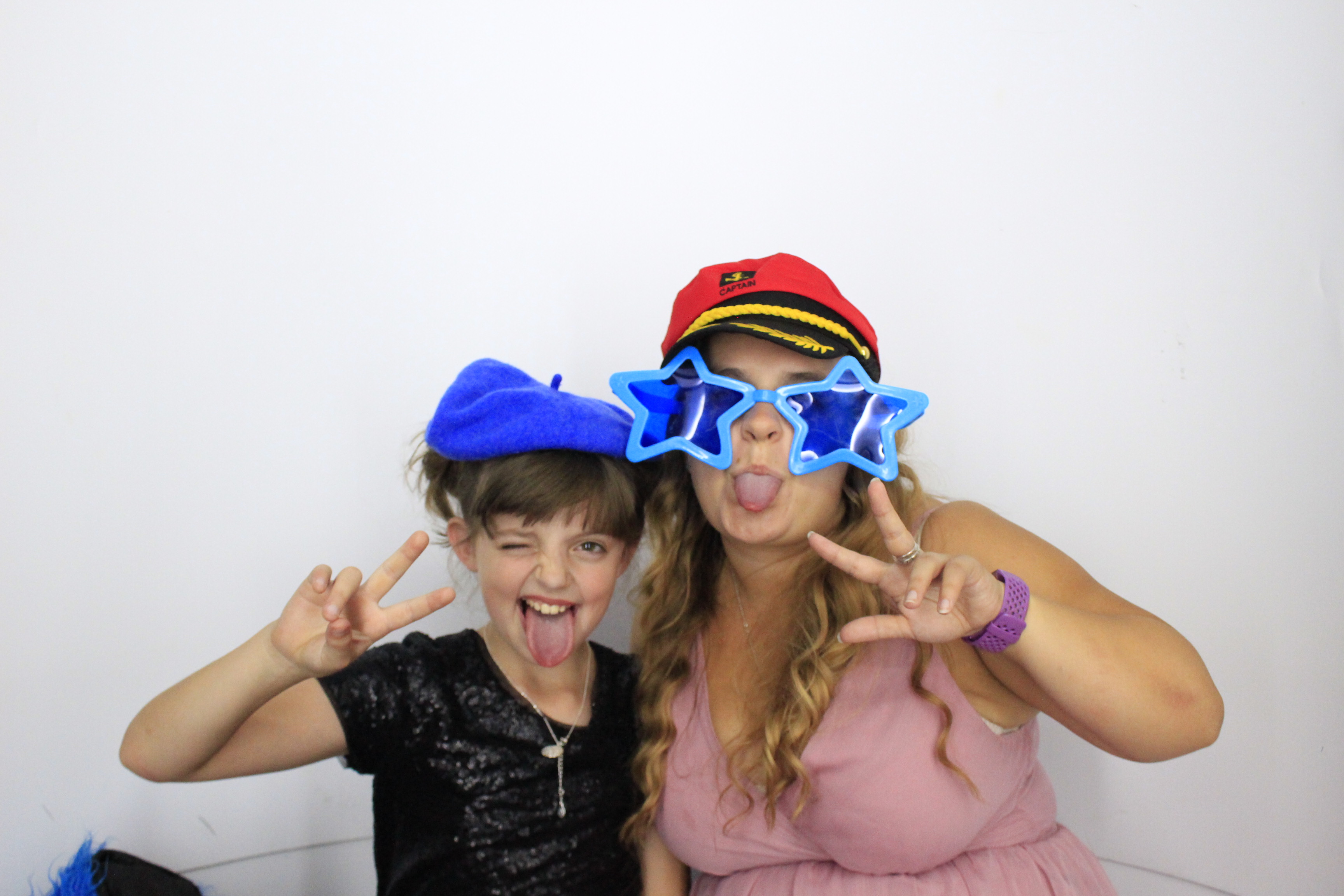 Matthew and Bethany’s Wedding | View more photos from the event at gallery.myphotoboothexperience.co.uk/u/MyPhotoBoothExperienceLtd/Matthew-and-Bethany’s-Wedding